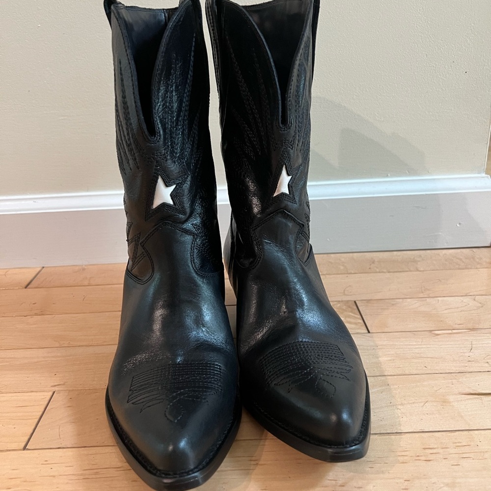 Golden Goose Black and milky white cutout Wish Star boots